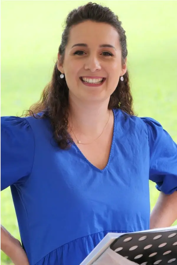 Elena Kurnaz Assistentin der Geschäftsführung